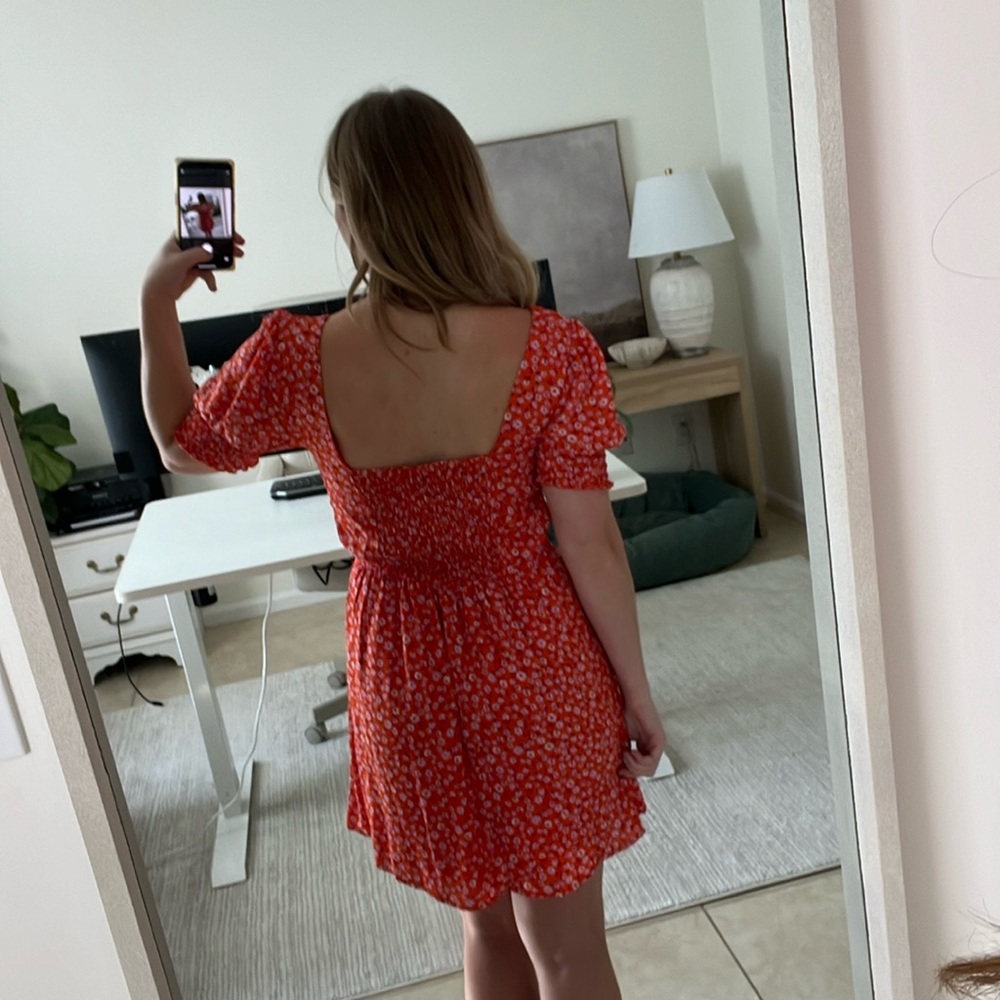 Sundress - Picture 2 of 3